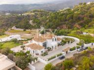 Villa for sale in Marbella Club Golf Resort, Benahavis