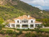 Villa for sale in Marbella Club Golf Resort, Benahavis
