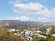 Villa for sale in Marbella Club Golf Resort, Benahavis