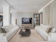 Villa for sale in Marbella Club Golf Resort, Benahavis