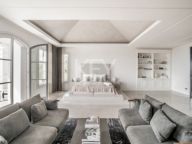 Villa for sale in Marbella Club Golf Resort, Benahavis