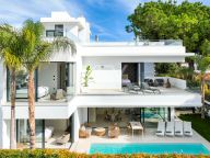 Villa en alquiler en Rio Verde, Marbella Golden Mile