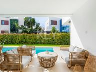 Villa en alquiler en Rio Verde, Marbella Golden Mile