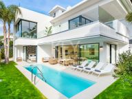 Villa en alquiler en Rio Verde, Marbella Golden Mile