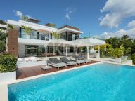 Вилла на продажу в Las Brisas, Новая Андалусия