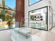 Villa en venta en La Alqueria, Benahavis