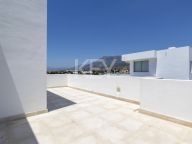 Villa for rent in Rio Real, Marbella East