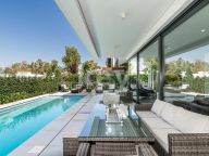 Villa en alquiler en Arboleda, Estepona