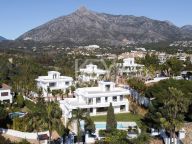 Вилла на продажу в Las Lomas del Marbella Club, Золотая Миля