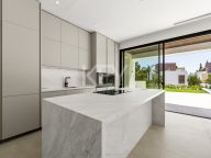 Villa en venta en Marbella Golden Mile