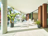 Apartamento en venta en Guadalobon, Estepona