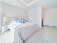 Apartamento en venta en Guadalobon, Estepona