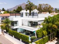 Villa en alquiler en Rio Verde, Marbella Golden Mile