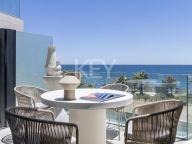 Apartamento en venta en Guadalobon, Estepona