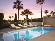 Villa en venta en Nueva Andalucia