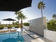 Villa en venta en Nueva Andalucia