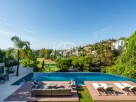 Villa for sale in La Quinta, Benahavis