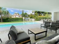 Villa for sale in La Carolina, Marbella Golden Mile