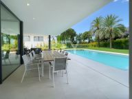 Villa for sale in La Carolina, Marbella Golden Mile