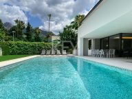 Villa for sale in La Carolina, Marbella Golden Mile