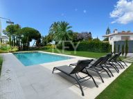 Villa for sale in La Carolina, Marbella Golden Mile