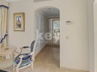 Вилла на продажу в Paraiso Alto, Бенахавис