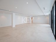 Villa en venta en Nueva Andalucia