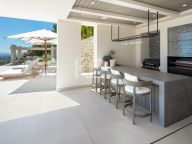 Villa en venta en La Quinta Golf, Benahavis