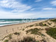 Villa for sale in La Reserva de los Monteros, Marbella East