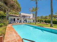 Villa for sale in La Reserva de los Monteros, Marbella East