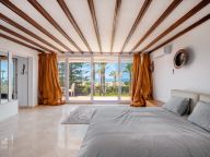 Villa for sale in La Reserva de los Monteros, Marbella East