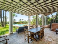Villa for sale in La Reserva de los Monteros, Marbella East