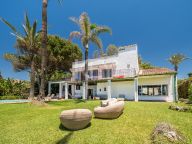 Villa for sale in La Reserva de los Monteros, Marbella East