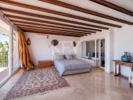 Villa for sale in La Reserva de los Monteros, Marbella East