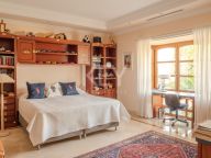 Villa for sale in Nueva Andalucia