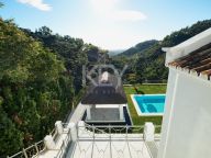 Villa en venta en El Madroñal, Benahavis