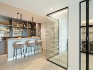 Villa en venta en El Madroñal, Benahavis