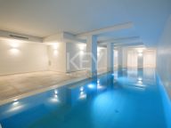 Villa en venta en El Madroñal, Benahavis