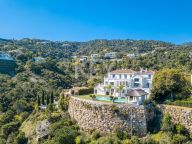 Villa en venta en El Madroñal, Benahavis