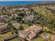 Villa for sale in El Mirador, Marbella