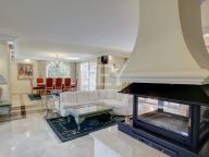 Villa for rent in El Presidente, Estepona
