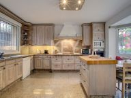 Villa for rent in El Presidente, Estepona