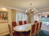 Villa for rent in El Presidente, Estepona