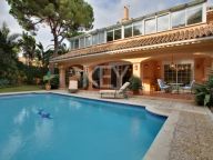 Villa for rent in El Presidente, Estepona