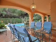 Villa for rent in El Presidente, Estepona