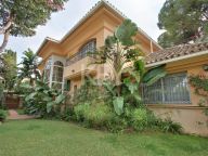Villa for rent in El Presidente, Estepona