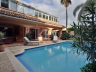 Villa for rent in El Presidente, Estepona
