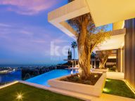 Mansion for sale in Los Flamingos Golf, Benahavis