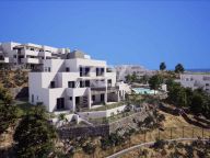 Development in Las Lomas de Marbella, Marbella Golden Mile