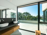 Villa for rent in Casasola, Estepona